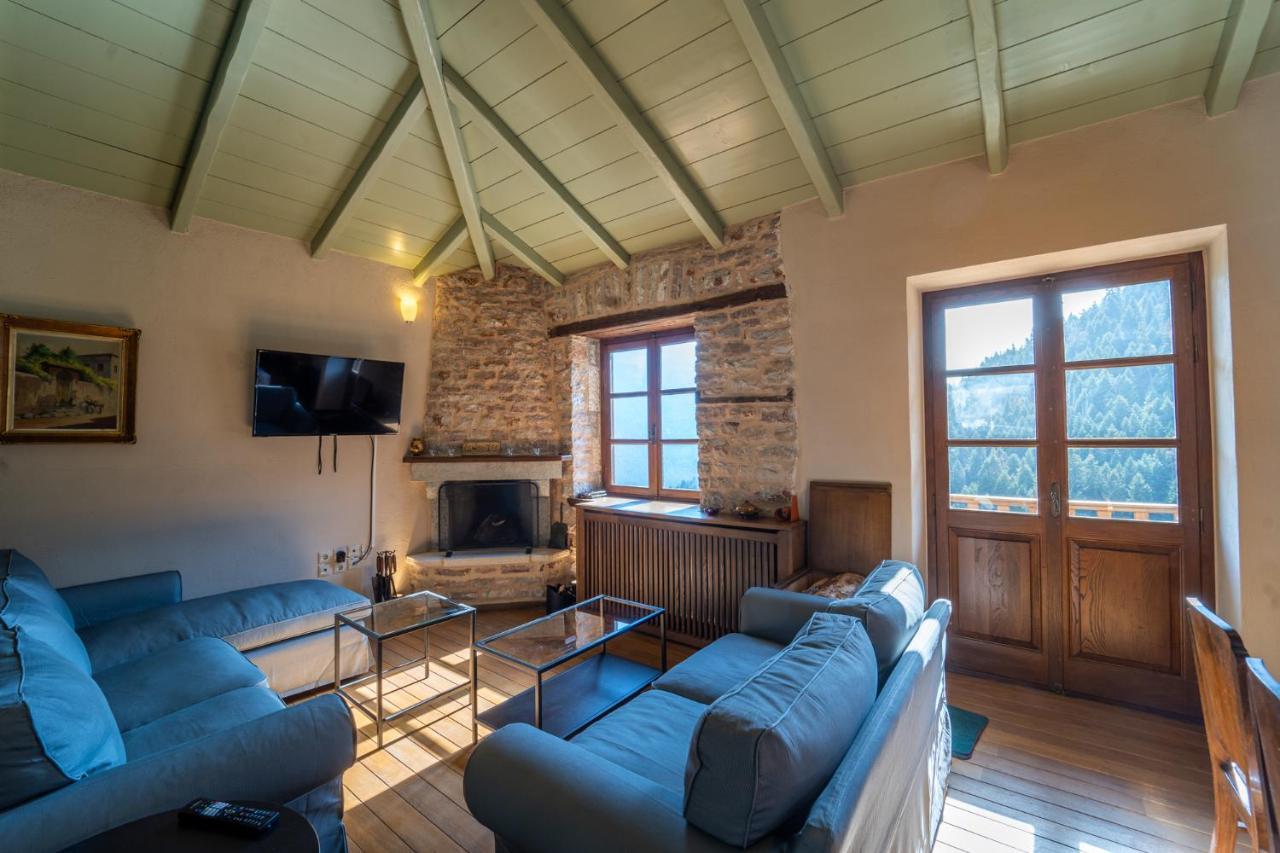 Villa Korfes-Κορφές Τριώροφη Βίλα Για Οικογένειες Και Παρέες Καρπενήσι Εξωτερικό φωτογραφία