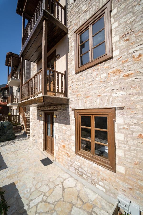 Villa Korfes-Κορφές Τριώροφη Βίλα Για Οικογένειες Και Παρέες Καρπενήσι Εξωτερικό φωτογραφία